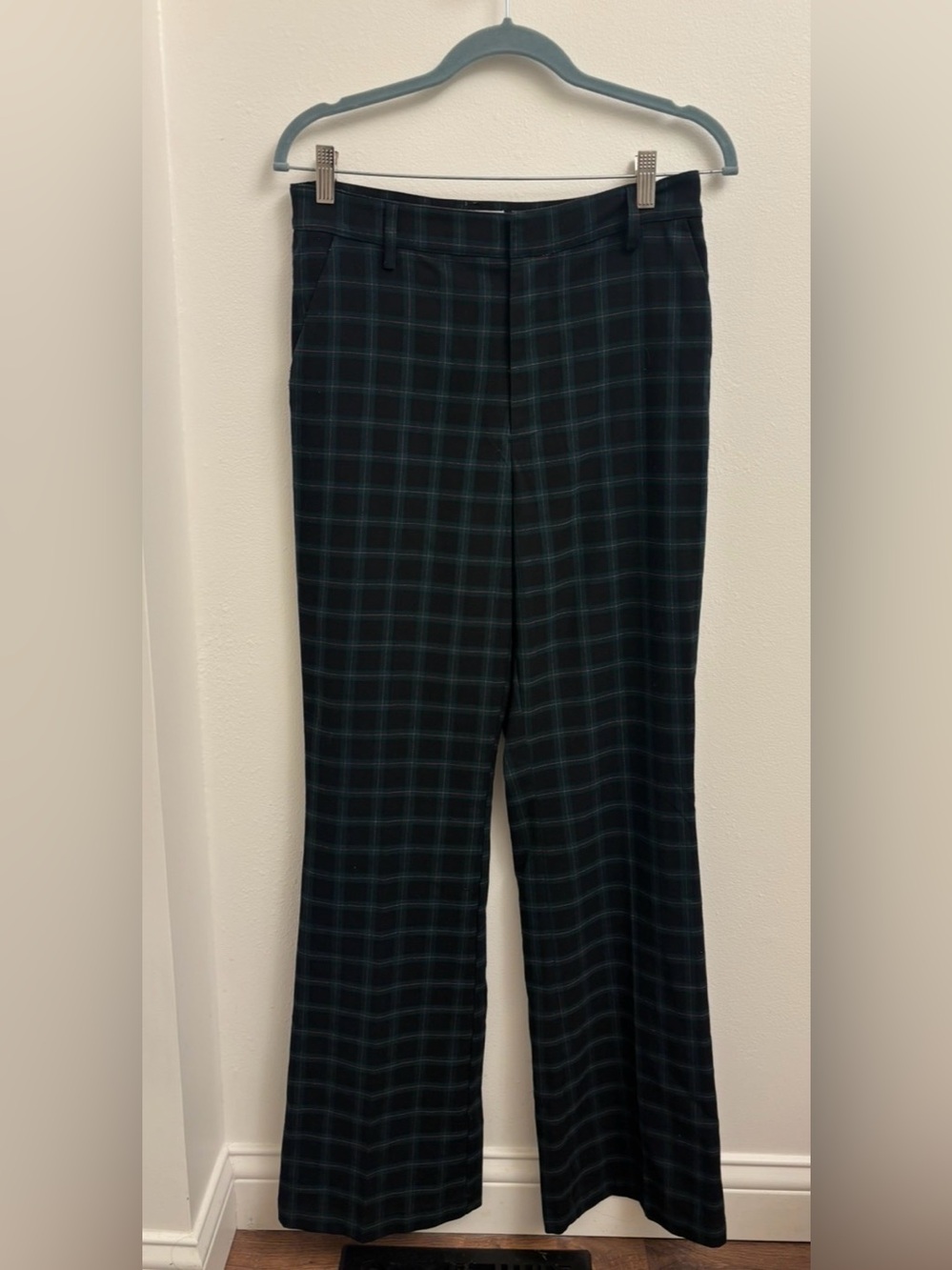 Urban Outfitters Plaid Flare Pants Women’s Size 8, Green and Black Trouser